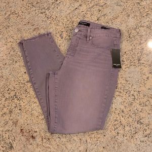 NEW - Nine West Gramercy Skinny Crop